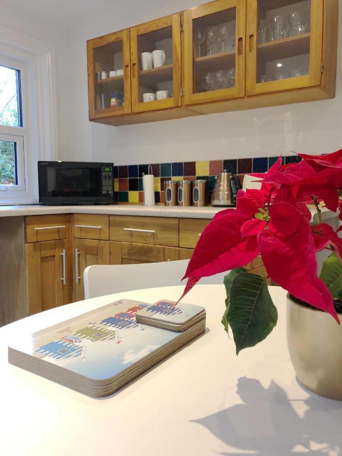 Summer Breeze. 3-Bed Apartment Close To The Beach Bournemouth Ngoại thất bức ảnh
