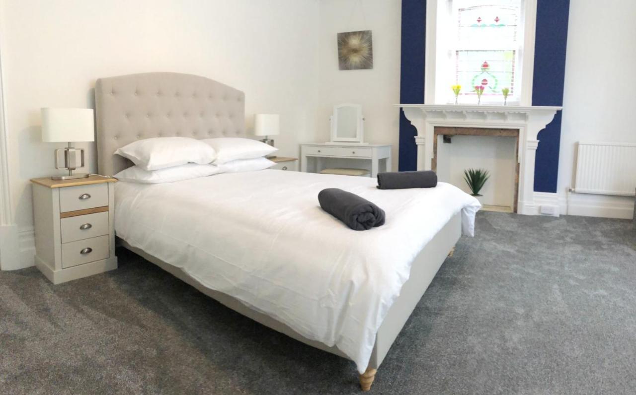 Summer Breeze. 3-Bed Apartment Close To The Beach Bournemouth Ngoại thất bức ảnh