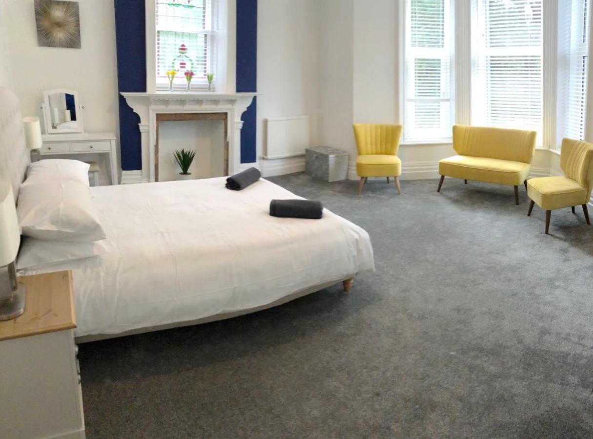 Summer Breeze. 3-Bed Apartment Close To The Beach Bournemouth Ngoại thất bức ảnh