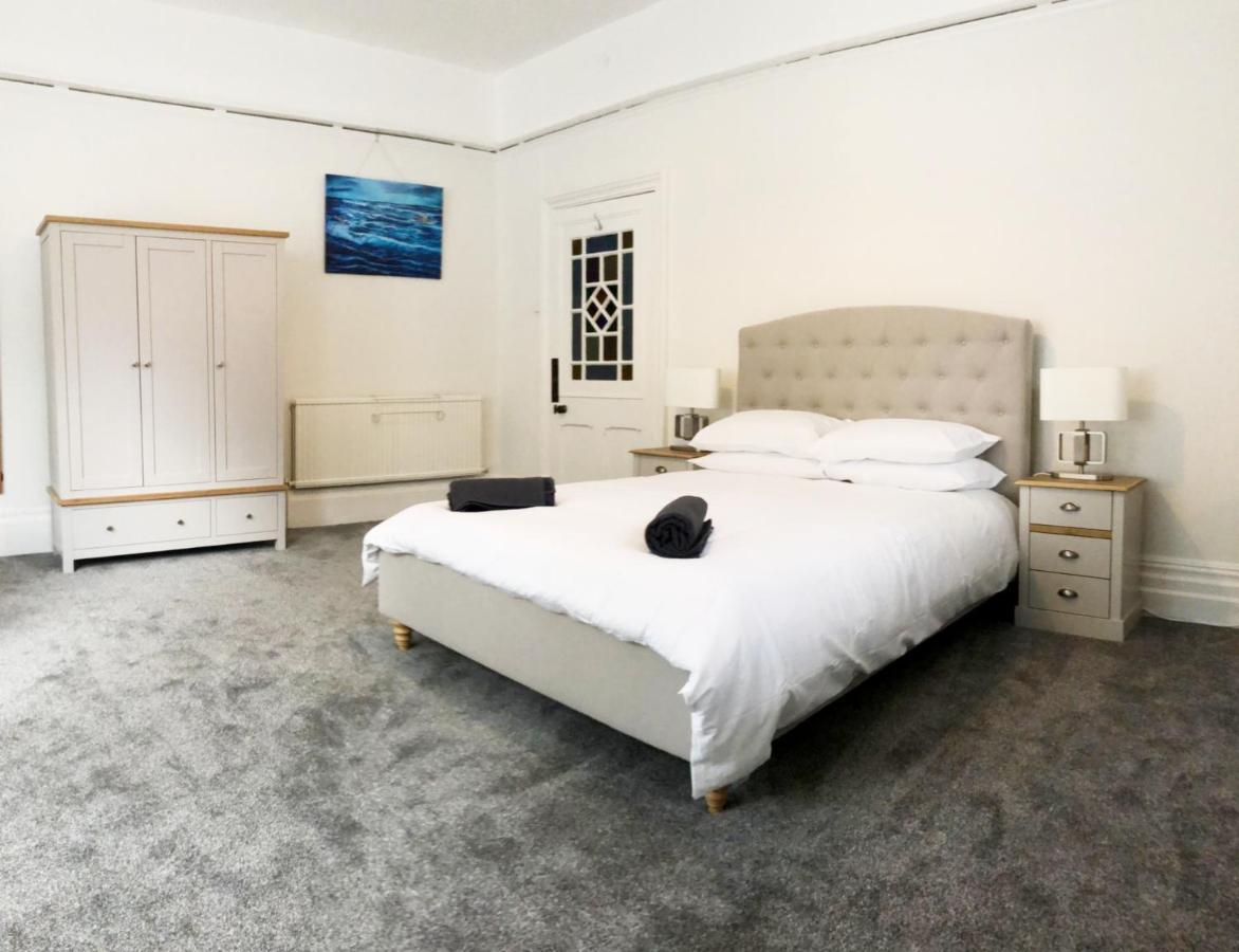 Summer Breeze. 3-Bed Apartment Close To The Beach Bournemouth Ngoại thất bức ảnh